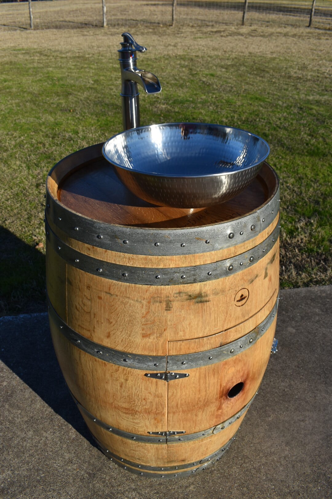 Barrel sink